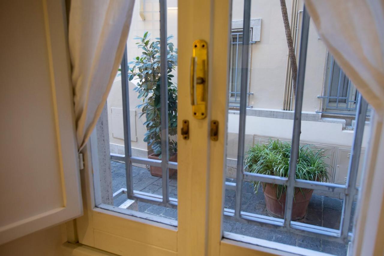 34 Forum Apartment Рим Экстерьер фото